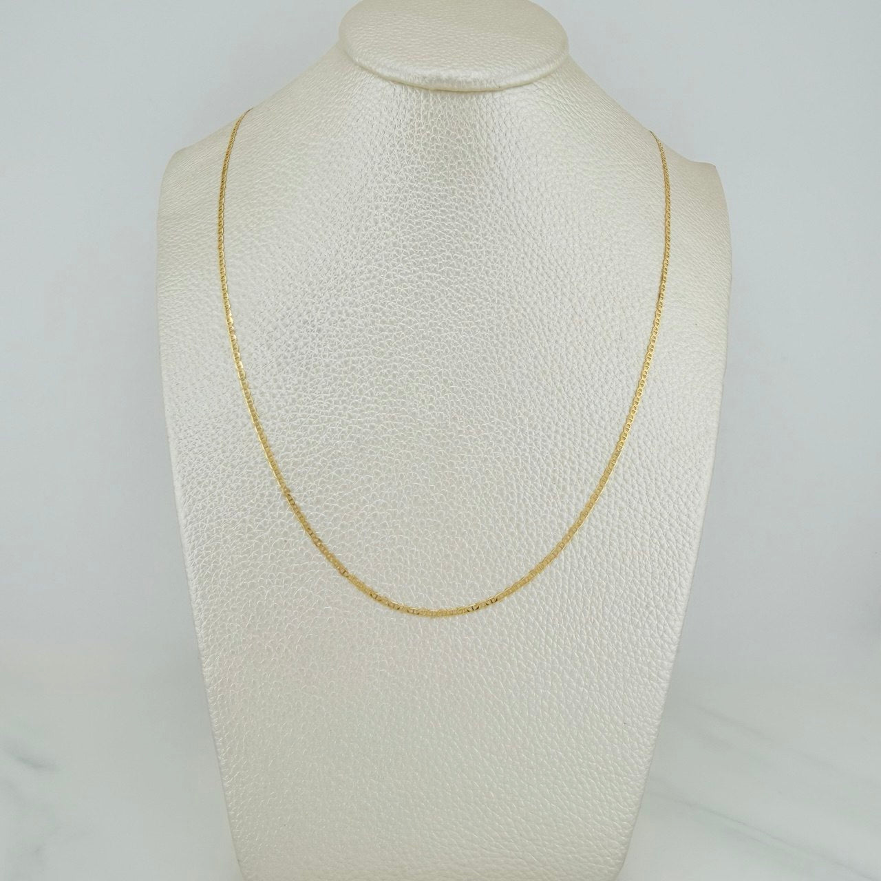 Flat Mariner Chain 1.35 g / 19 3/4 in / 1 mm 18K Yellow Gold