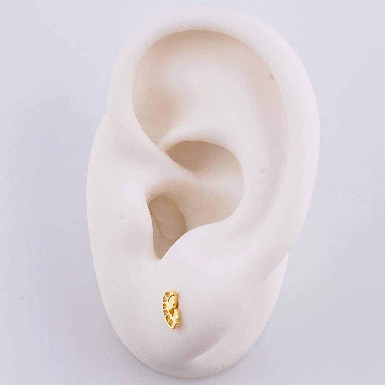 Stud Earrings Virgen Maria 0.65 g / in / 6 mm Yellow Gold 18K