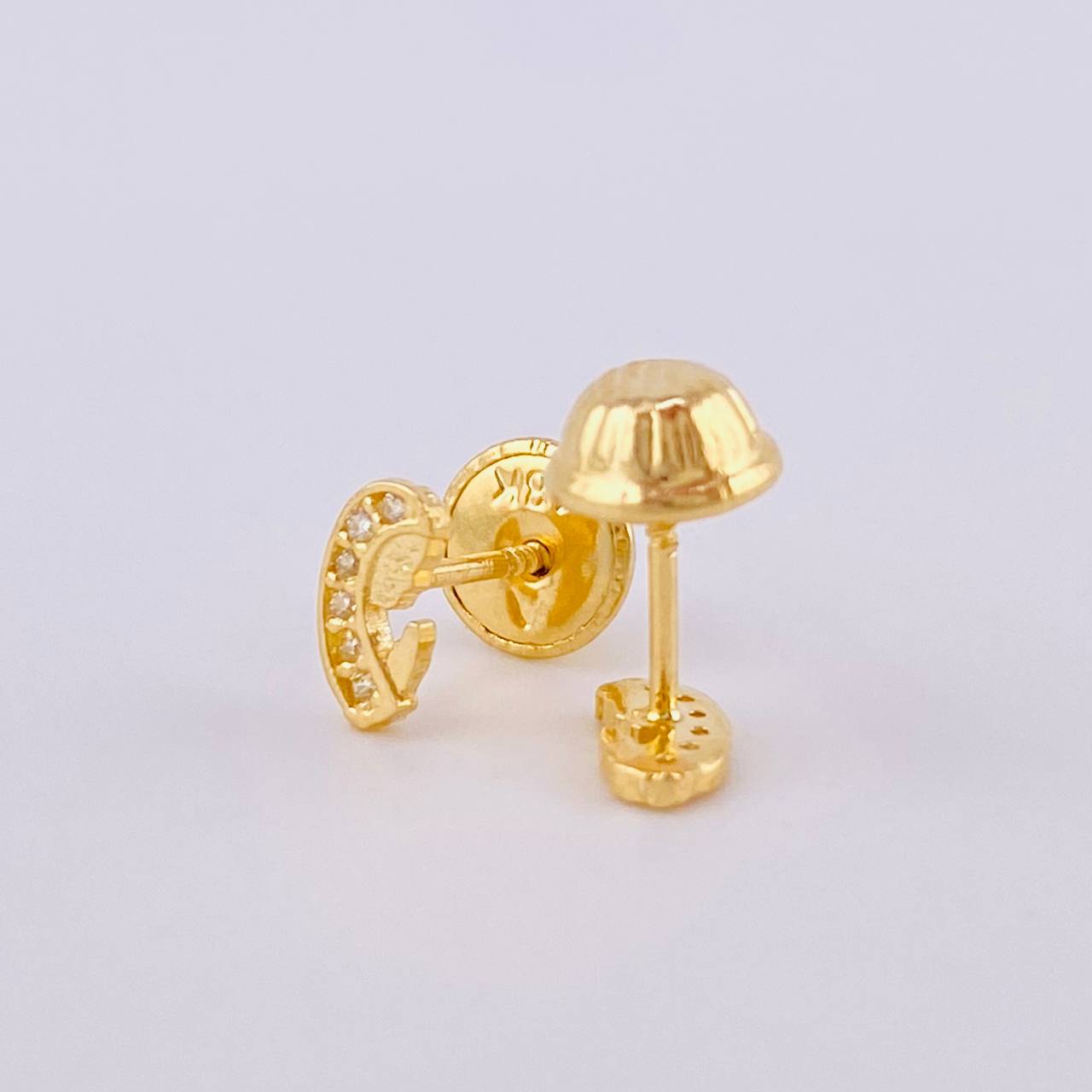 Stud Earrings Virgen Maria 0.65 g / in / 6 mm Yellow Gold 18K