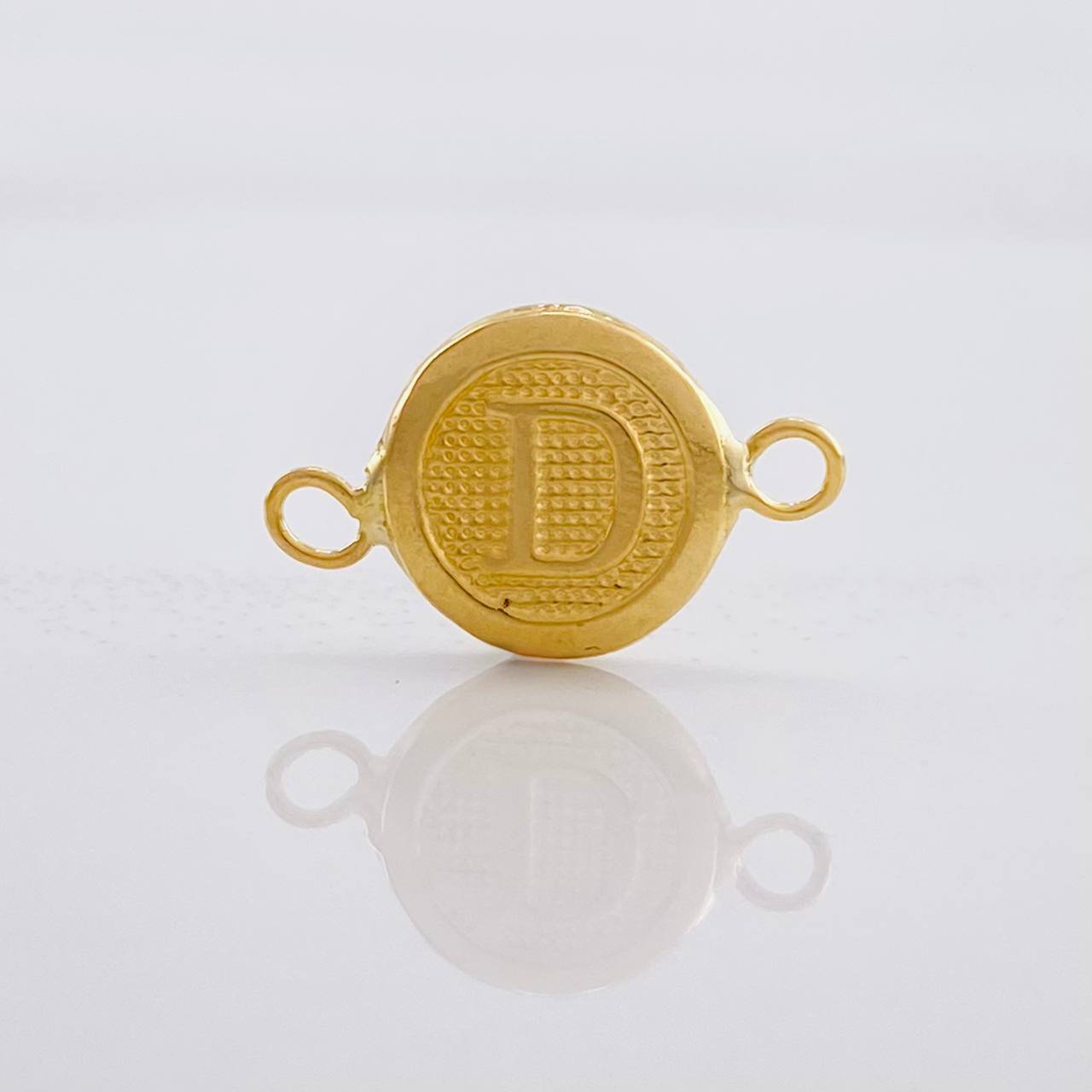 Herraje Circulo Letra D 0.4g / 1/2 in Oro Amarillo 18K