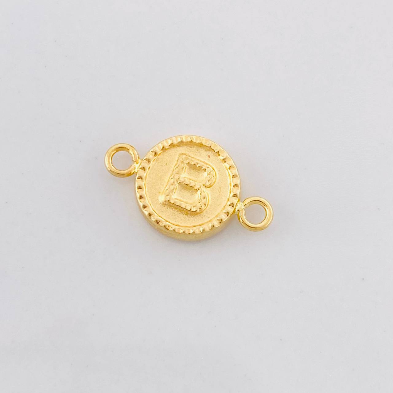 Herraje Circulo Letra B 0.6g / 3/4 in Oro Amarillo 18K