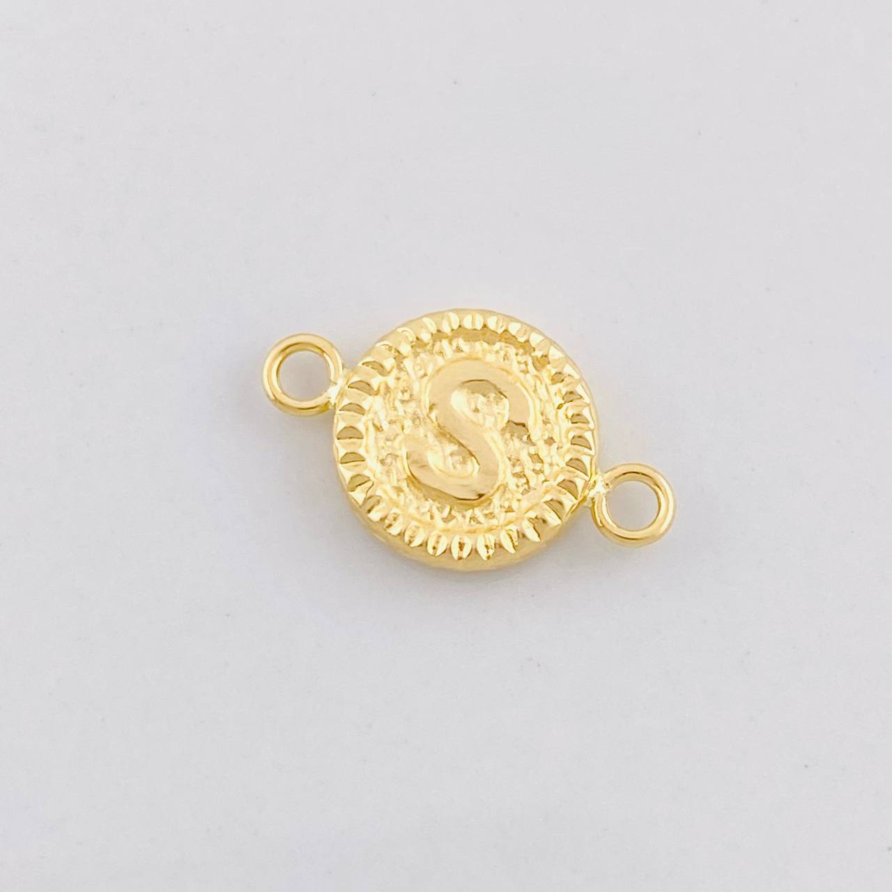Herraje Circulo Letra S 0.55g / 3/4 in Oro Amarillo 18K