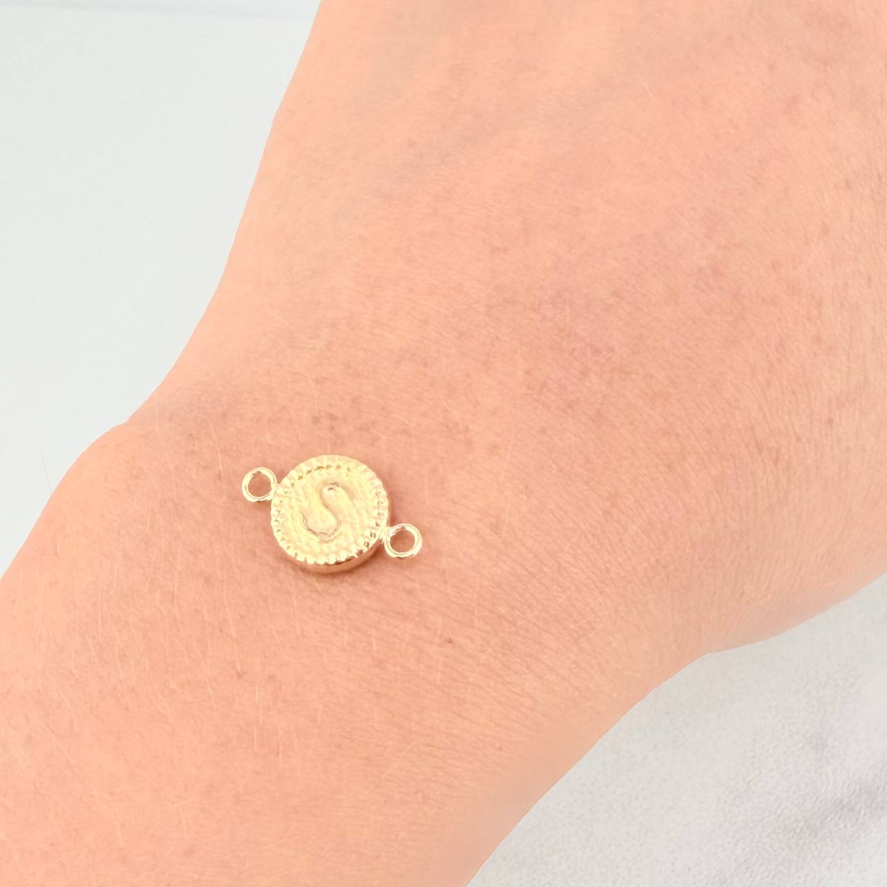 Herraje Circulo Letra S 0.55g / 3/4 in Oro Amarillo 18K