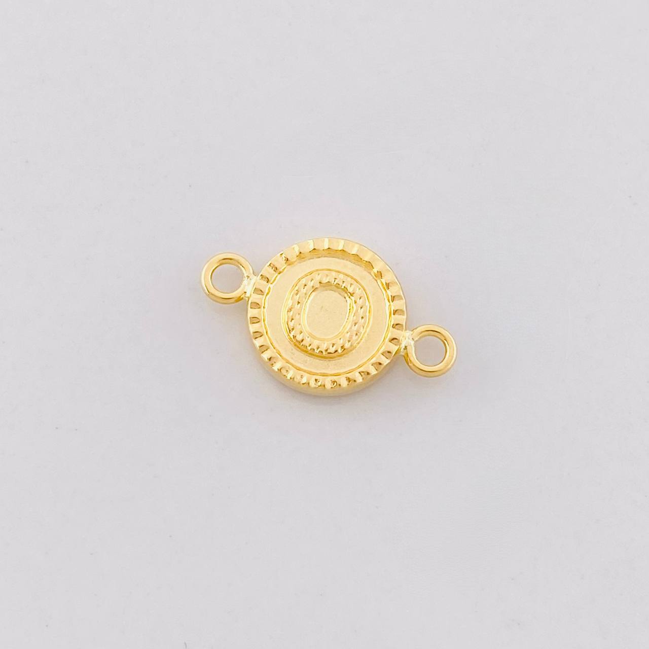 Charm Circle Letter O 0.6g / 3/4 in Yellow Gold 18K