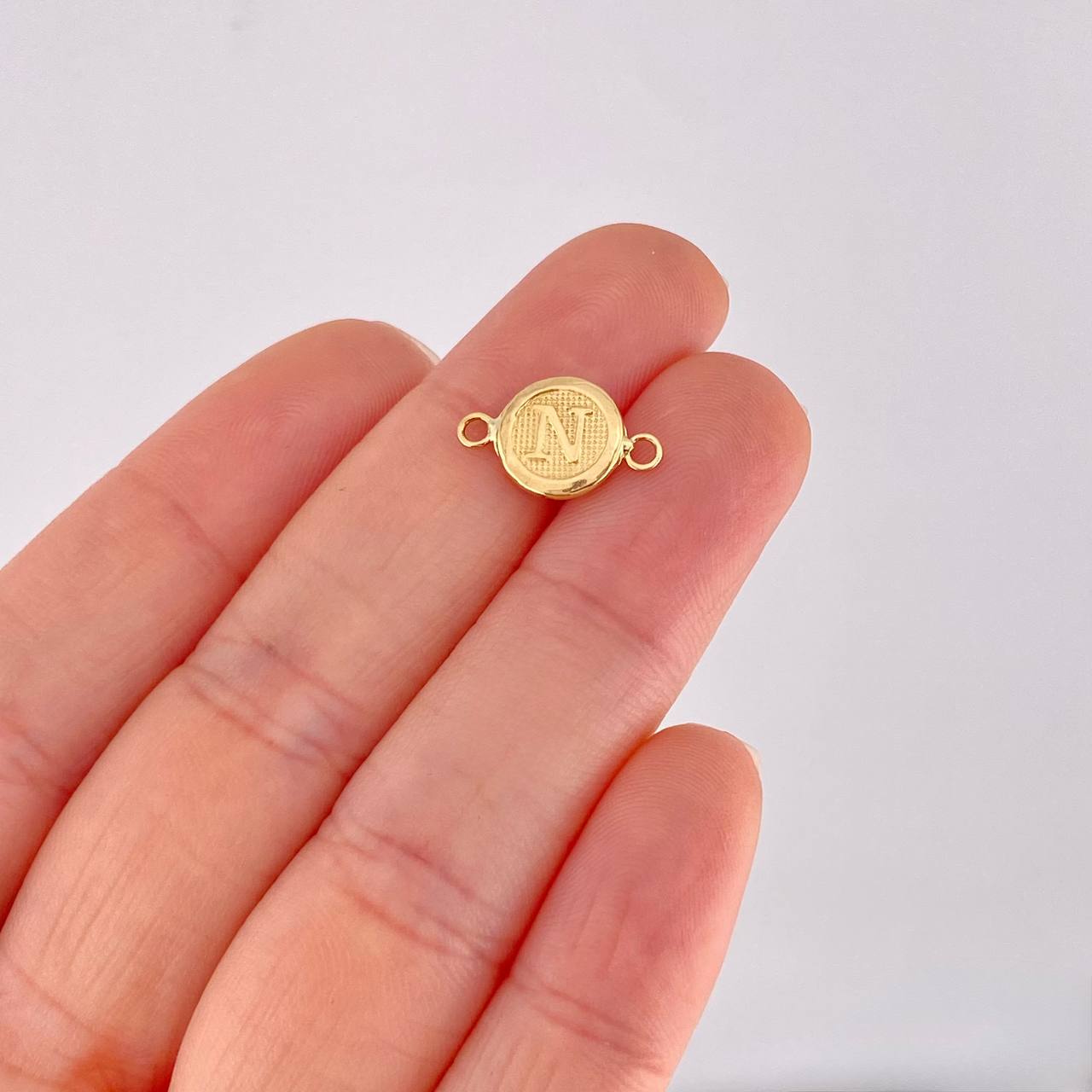 Herraje Circulo Letra N 0.35g / 1/2 in Oro Amarillo 18K