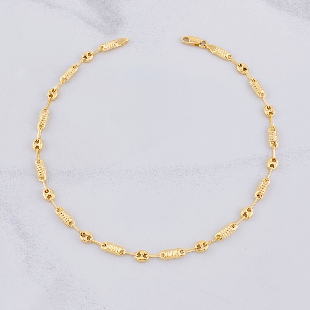 Tobillera Rustica Barril GC 3.35g / 10 in / 4.1mm Oro Amarillo 18K