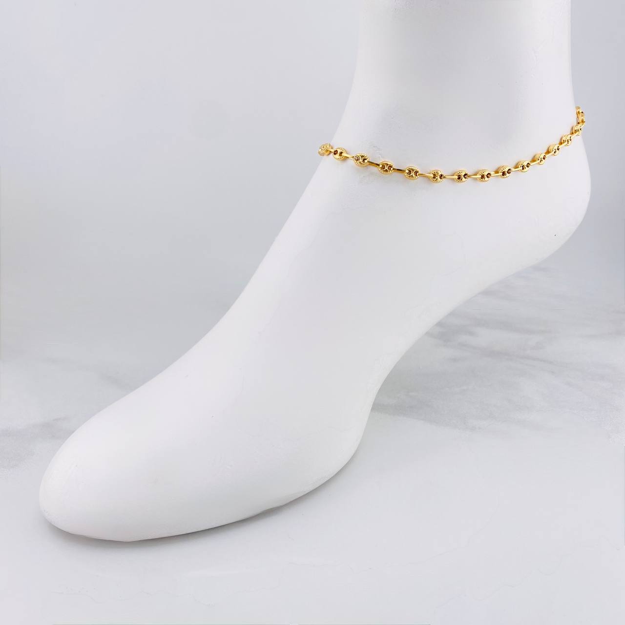 Diamond Cut Anklet GC 5.2g / 10 3/4 in / 4.4mm Yellow Gold 18K