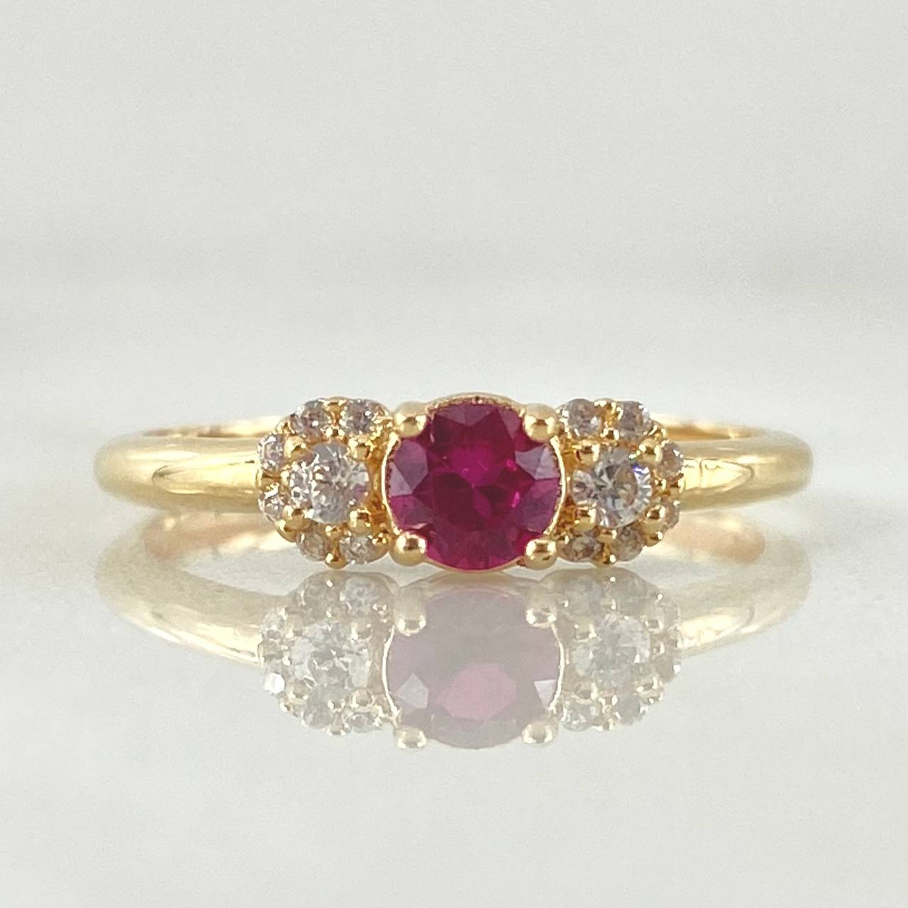 Solitaire Ring with Side Snowflakes 1.7gr / Size 5 1/4 / 18K Gold ©