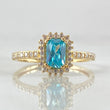 Rectangular Halo Solitaire Ring 2.5gr / Size 6 1/2 / 18K Gold ©