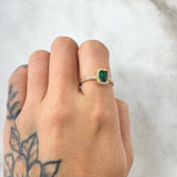Rectangular Halo Solitaire Ring 2.5gr / Size 6 1/4 / 18K Gold ©