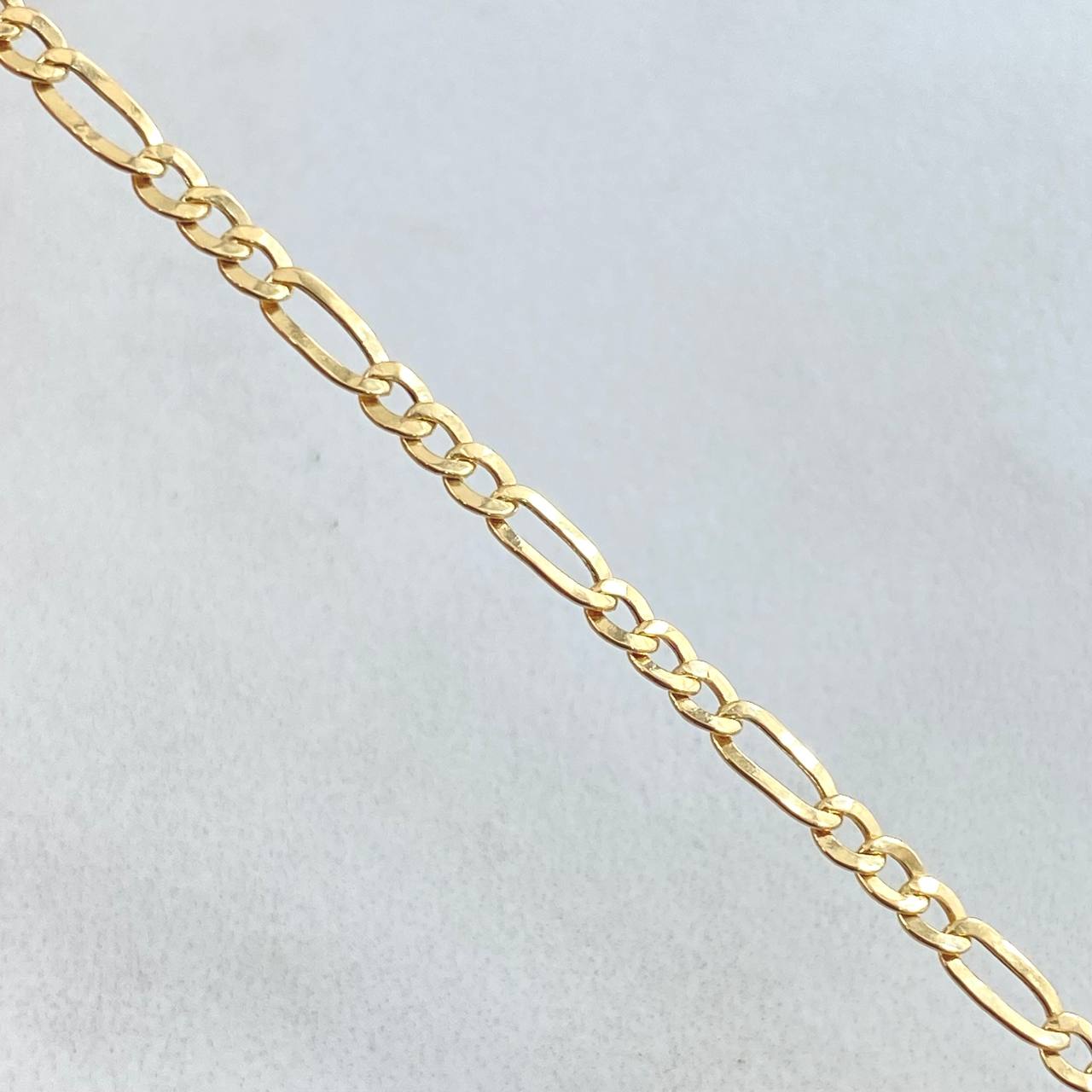Figaro Chain 2.9gr / 19.7in / +1 18K Gold ©