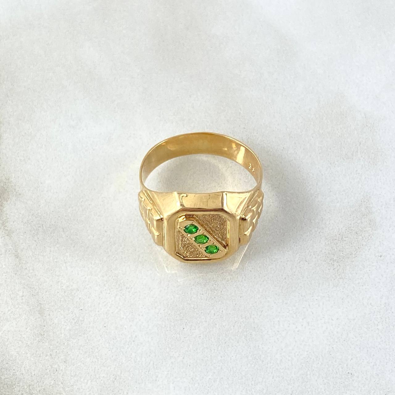 Anillo Sello Trinity 4.05gr / T9 / Oro Amarillo 18K ©