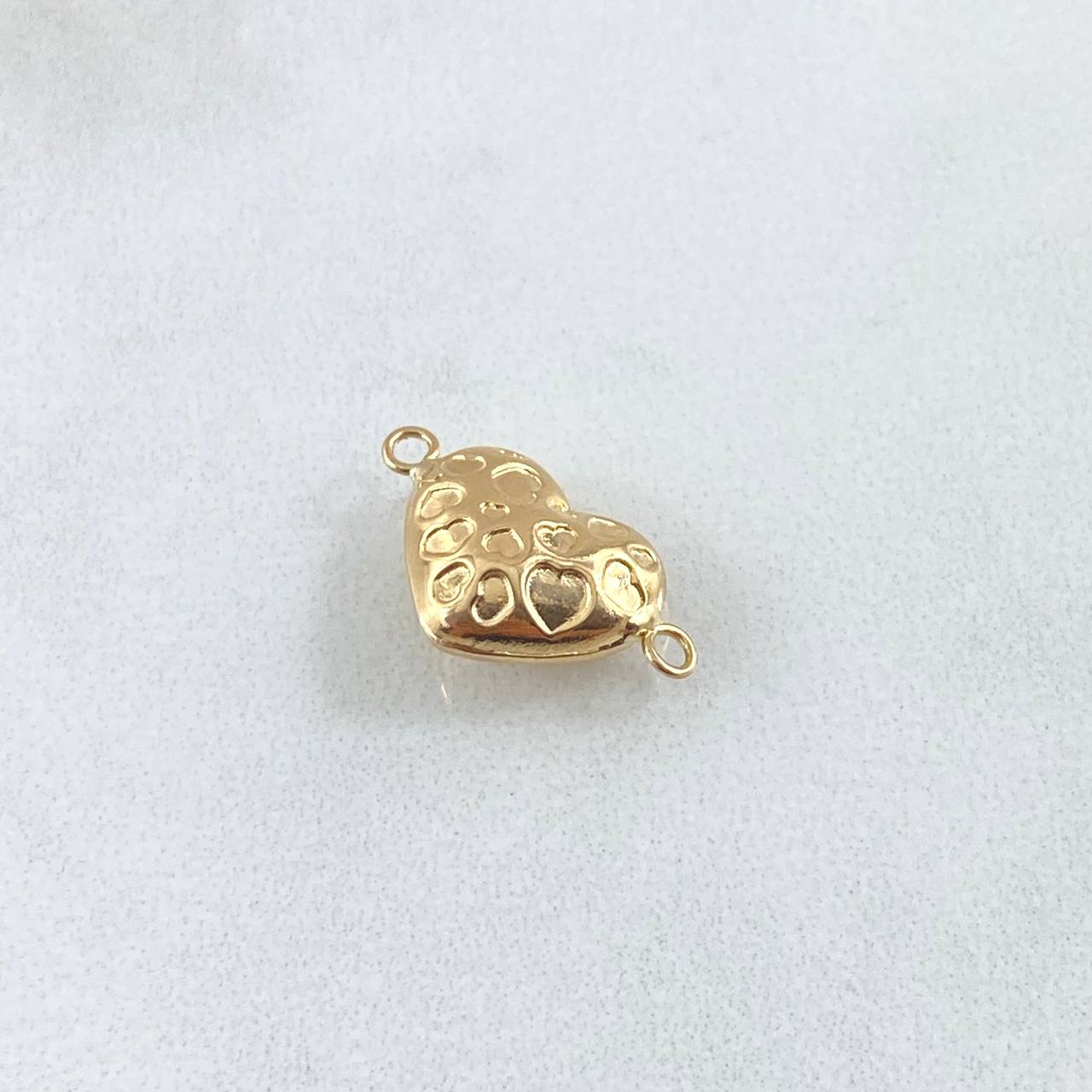 Charm Carved Heart 0.75gr / 1.8cm / Embossed Die-cut 18K Yellow Gold *