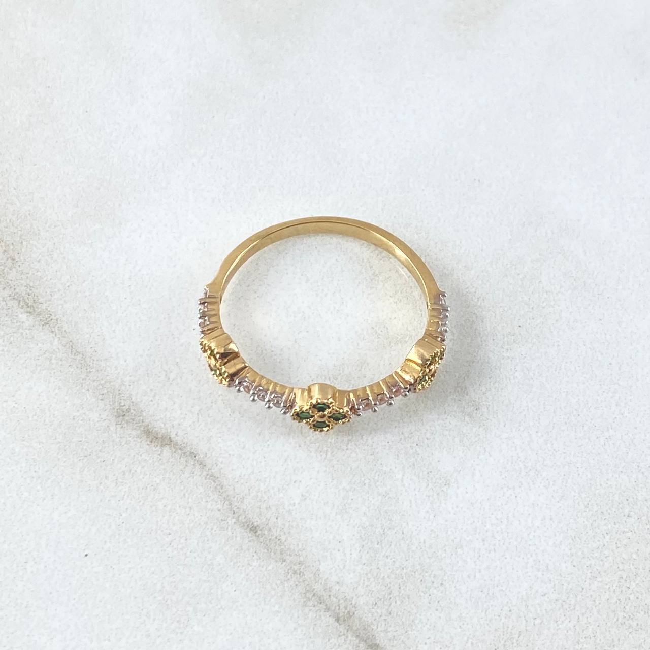 Trio Flower Ring 1.95gr / Size 6 1/4 / White and Green Zircons 18K Yellow Gold