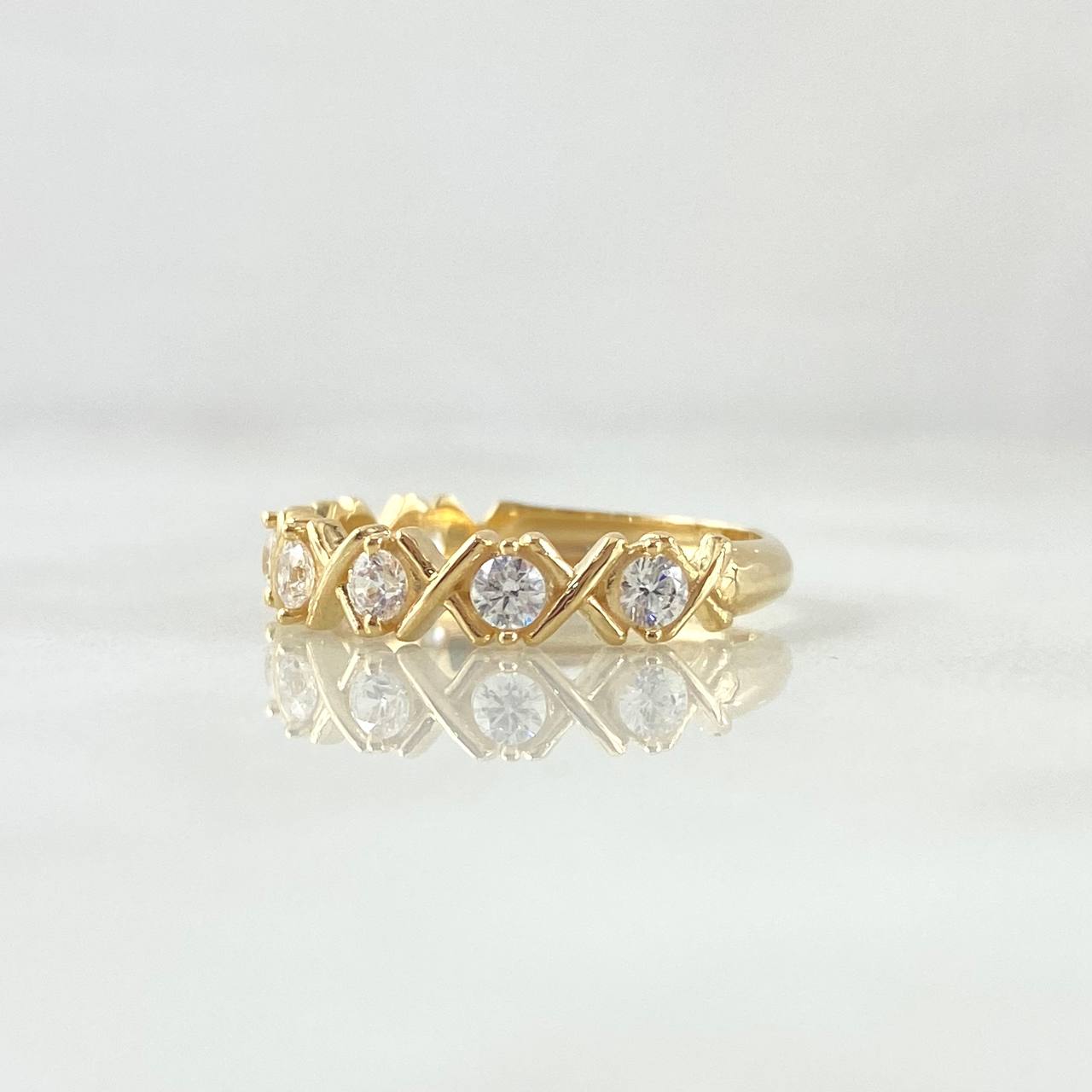 Anillo Cruces Multiples 2.25gr / T6 / Circones Blancos Oro Amarillo 18K ©