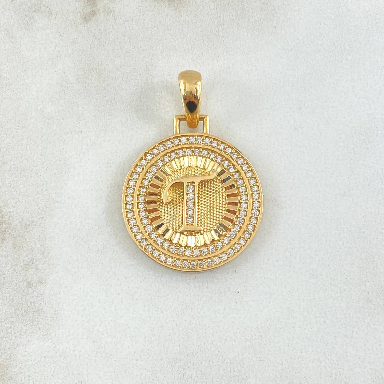 Pendant Letter T Medal 4.6gr / 3.1cm / White Zirconia 18K Yellow Gold ©