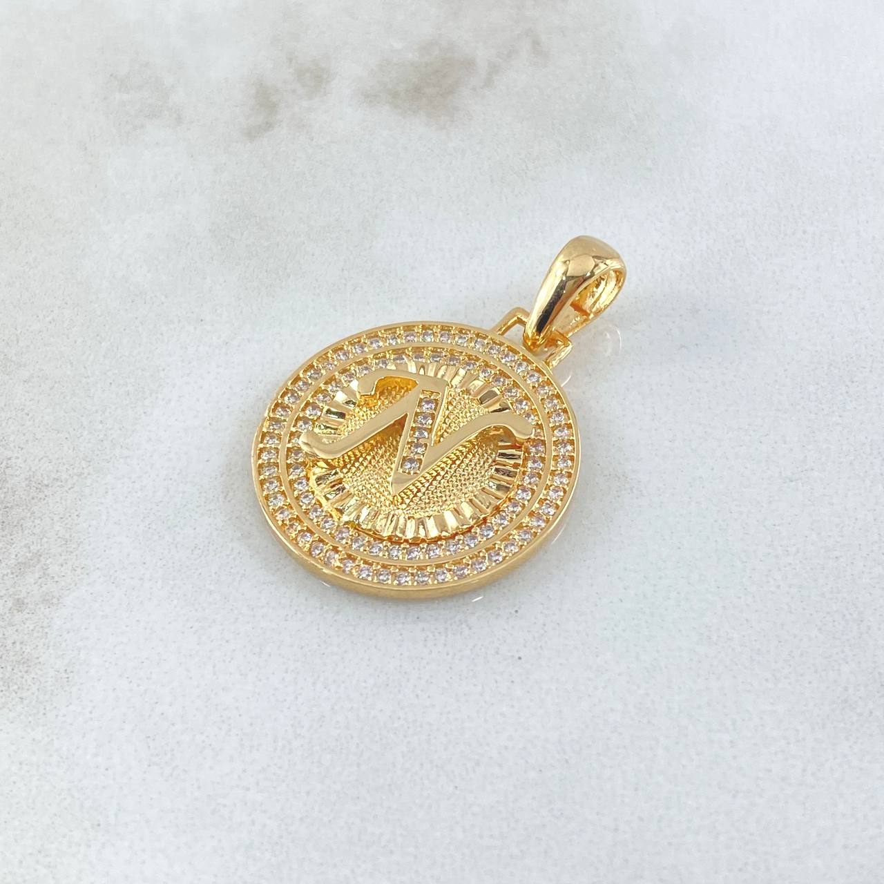 Dije Medalla Letra N 5g / 1 1/4 in Oro Amarillo 18K