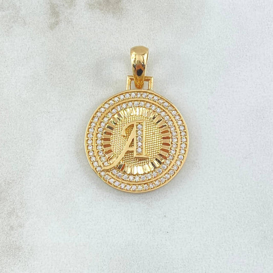 Dije Medalla Letra A 4.6gr / 3cm / Circones Blancos Oro Amarillo 18K