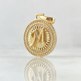 Dije Medalla Letra M 4.4 g / 1 1/4 in Oro Amarillo 18K