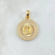 Dije Medalla Letra D 4.4gr / 3.1cm / Circones Blancos Oro Amarillo 18K ©