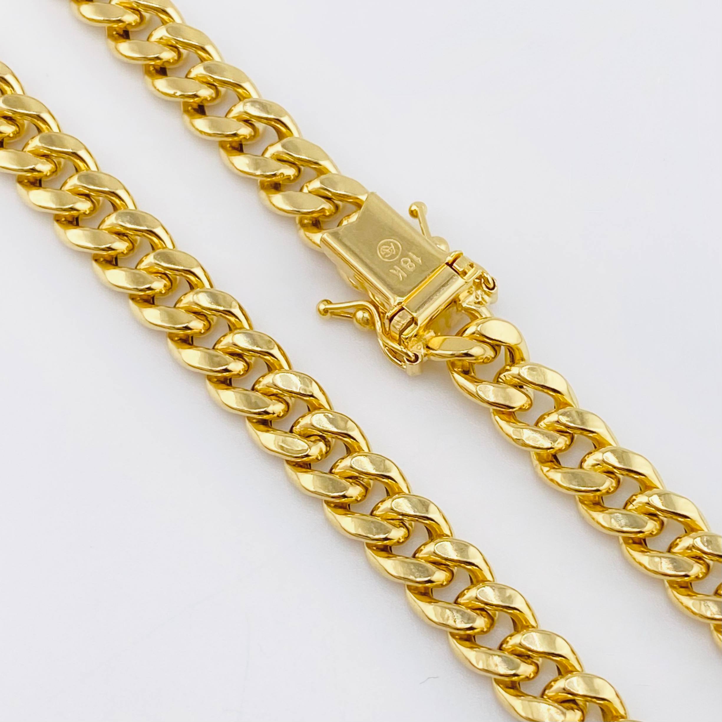 Cadena Cubana 13.2gr / 23 1/2 in / 6mm Oro Amarillo +1 18K *