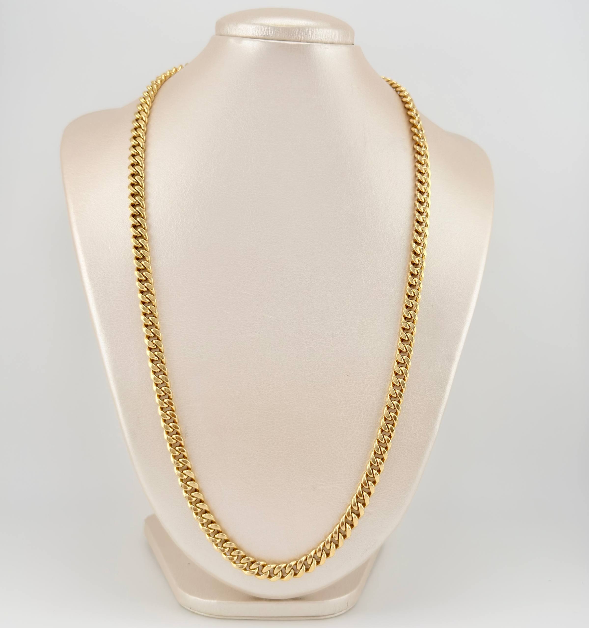Cadena Cubana 17.2gr / 24 1/2 in / 6.7mm Oro Amarillo +1 18K