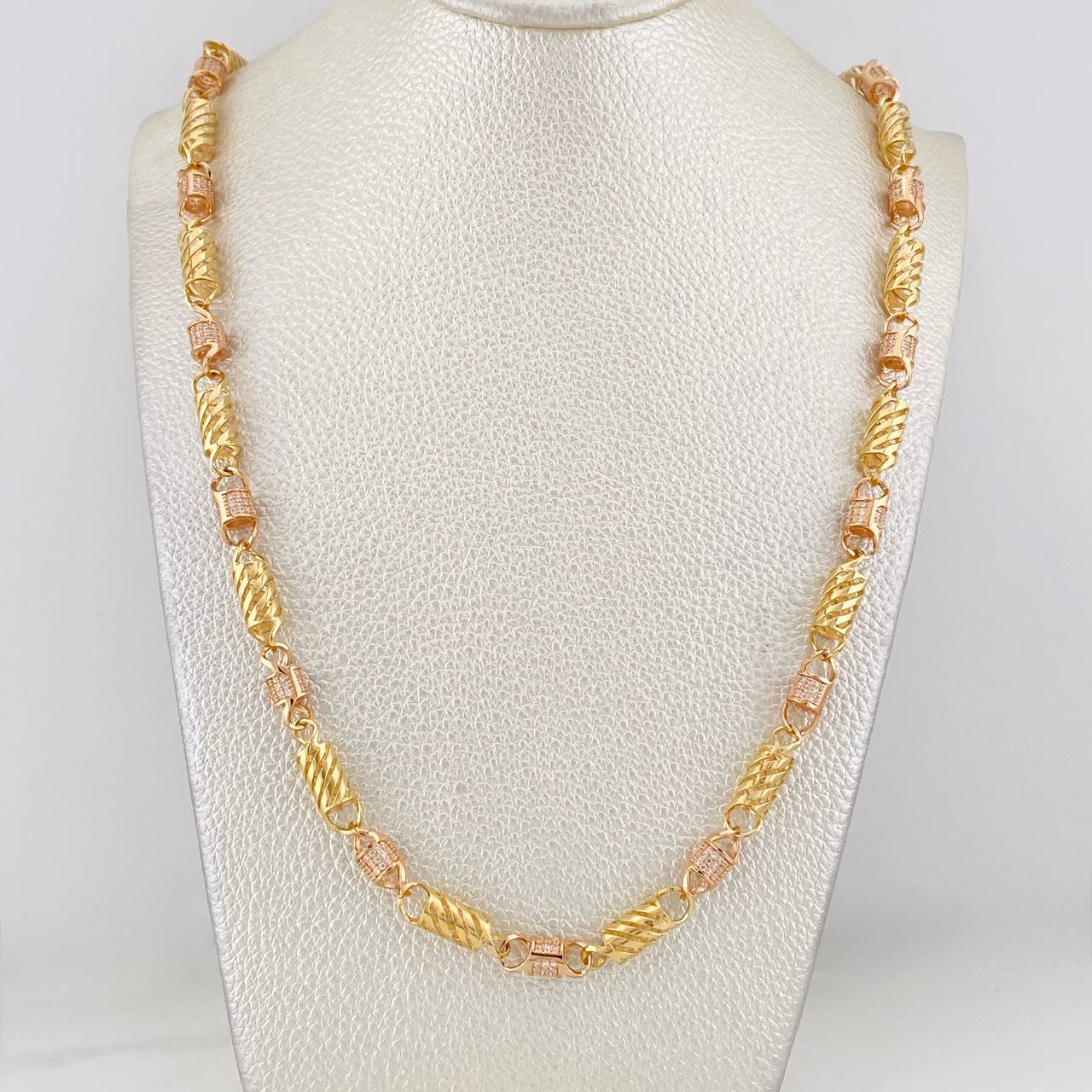 Rustic Mesh Chain 46.35g / 26 in / 5.72mm Two Yellow and Rose Gold 18K