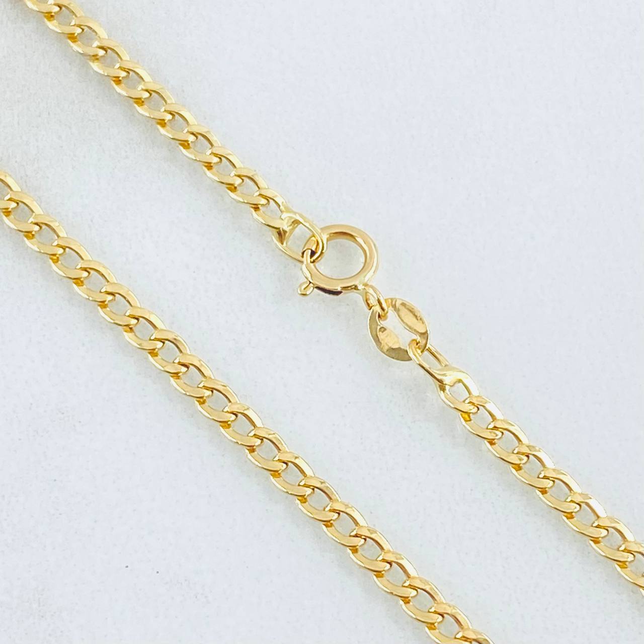 Cadena Cubana 4.3gr / 19 3/4 in / 3.1mm Oro Amarillo +1 18K