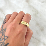 Diagonal Hoop Ring Basteado 5.55gr / Size 9 1/2 / White Zircons 18K Yellow Gold