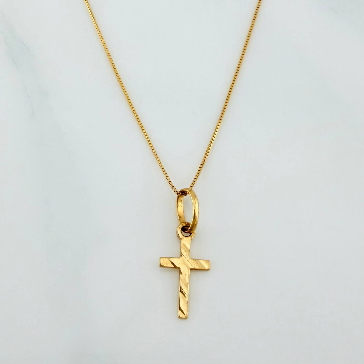 Set Venetian Chain + Pendant Cross / 1.15gr / 17 3/4 in Yellow Gold 18K