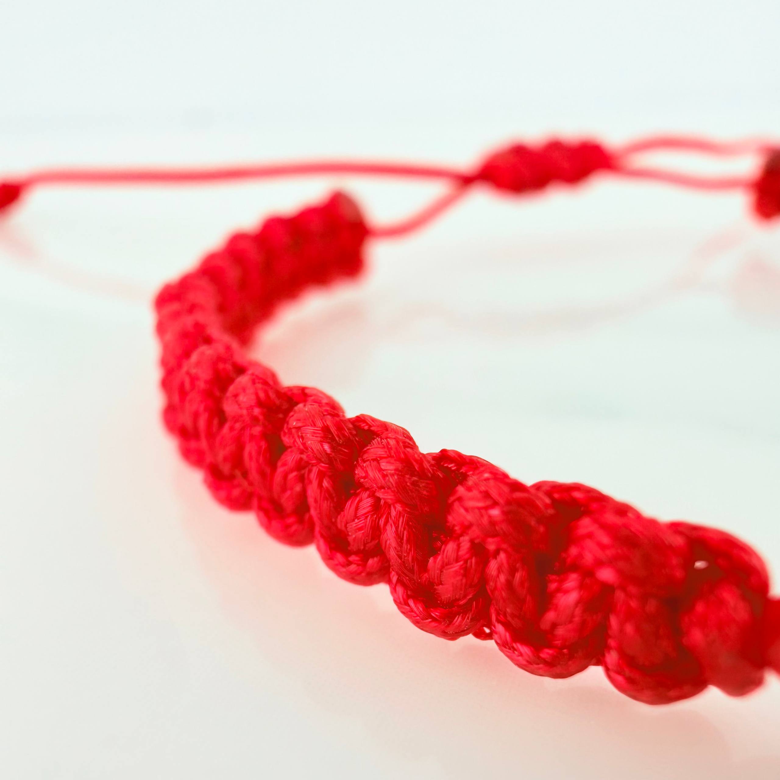Red Woven Bracelet Turkish Eyes Diamond Cut Beads 5Pcs Yellow Gold 18K