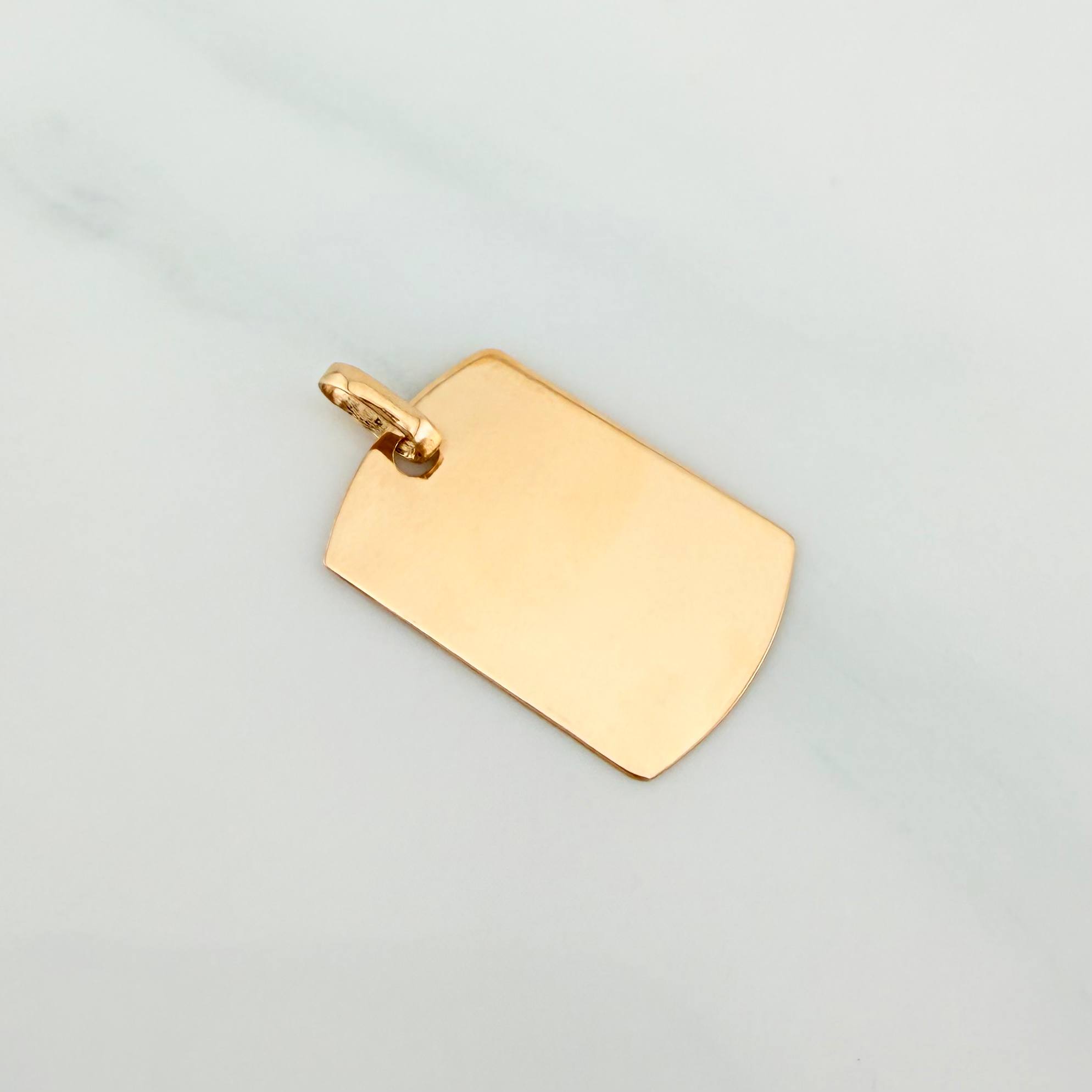 Dije Placa Rectangular Ovalada 1.45 g / 1 in Oro Amarillo 18K