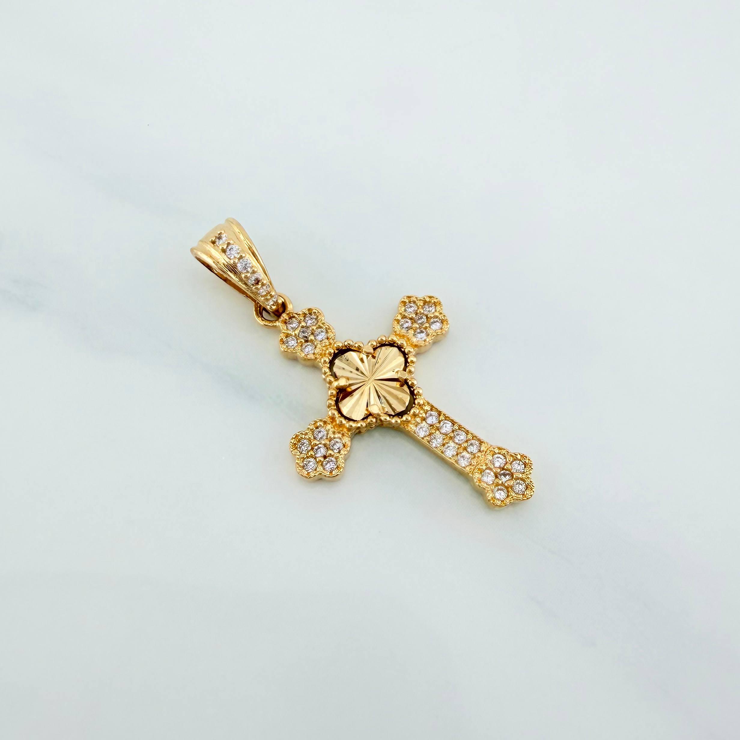 Pendant Cross Clover Flowers 1.95 g / 1 1/4 in Yellow Gold 18K