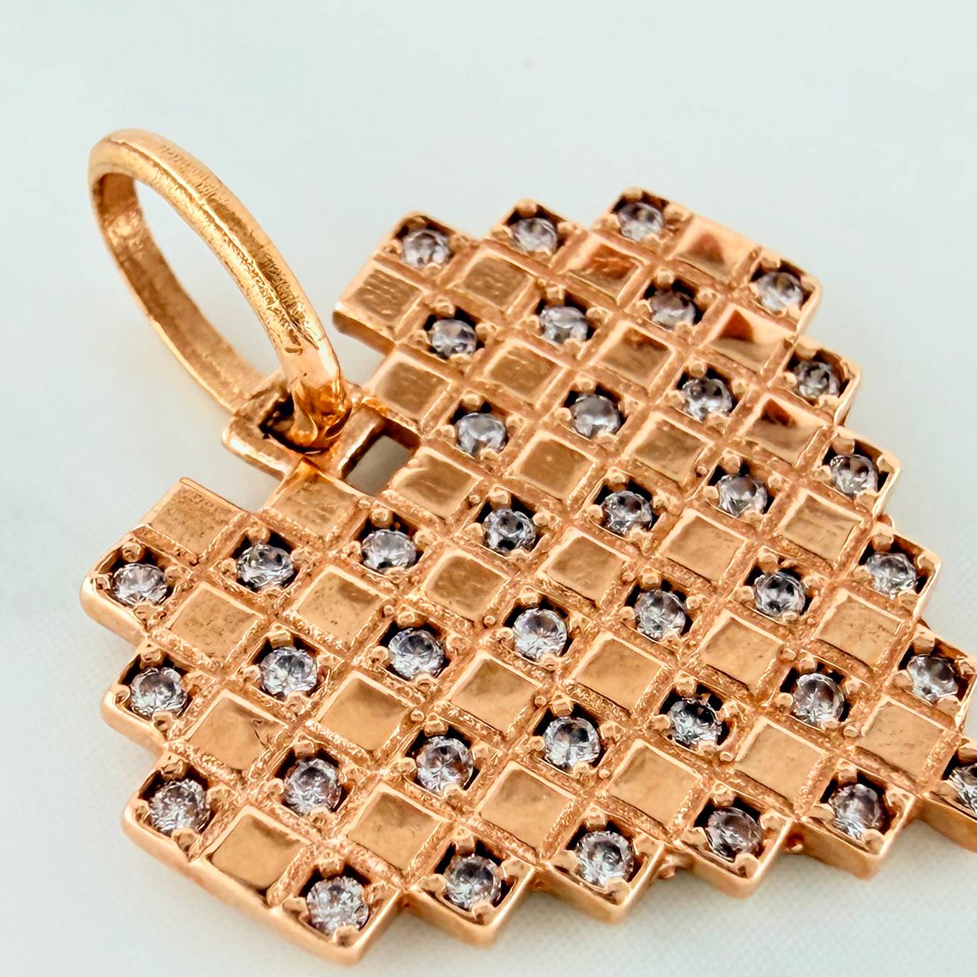 Pendant Grid Heart 2 g / 3/4 in 18K Rose Gold