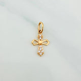 Dije Cruz Gotica 0.6 g / 3/4 in Oro Amarillo 18K