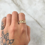 Anillo Corona 15s Bouquet 2.9gr / T6 1/2 / Circones Blancos Oro Amarillo 18K ©