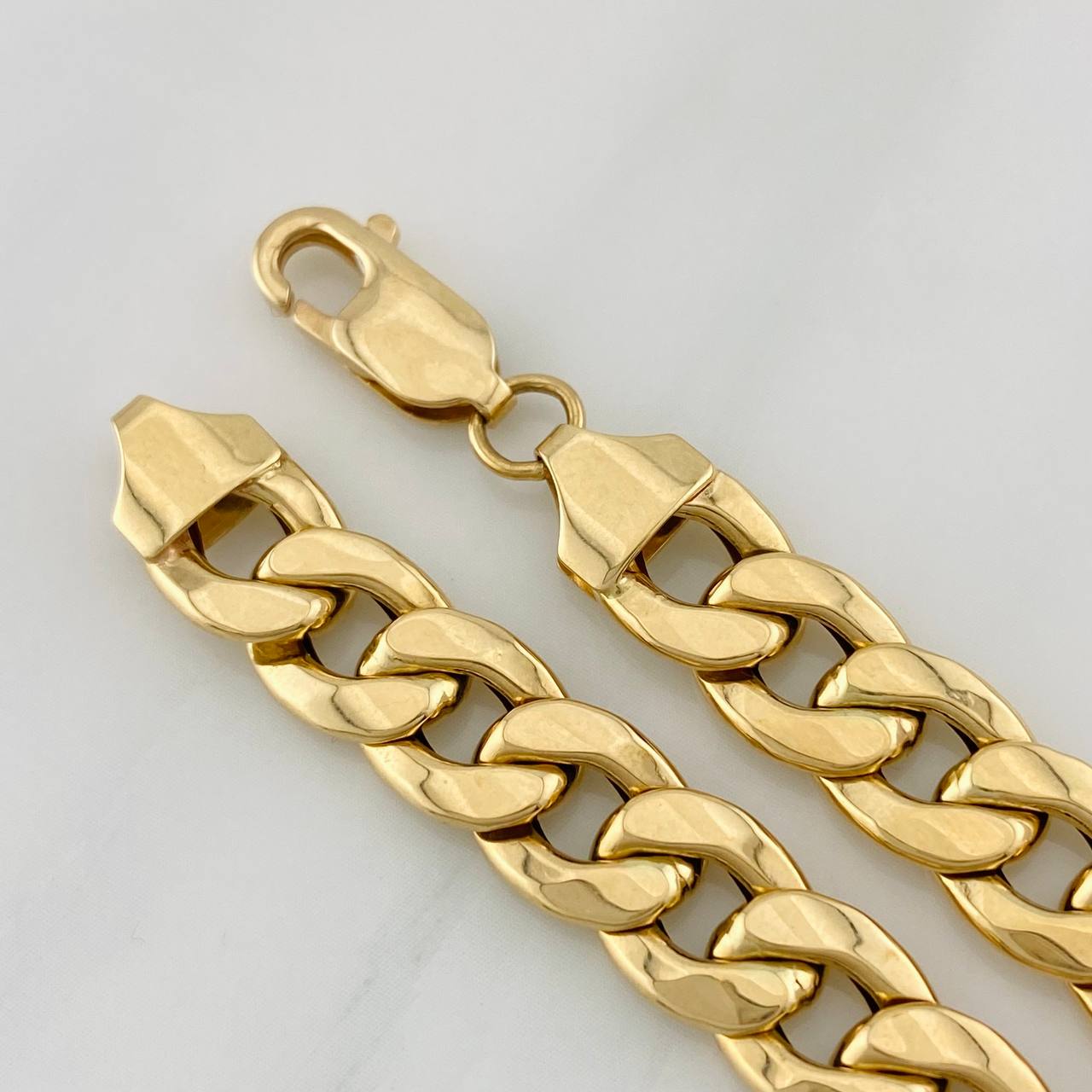 Pulso Cubana 7.7g / 8 in / 7.85mm Oro Amarillo 18K
