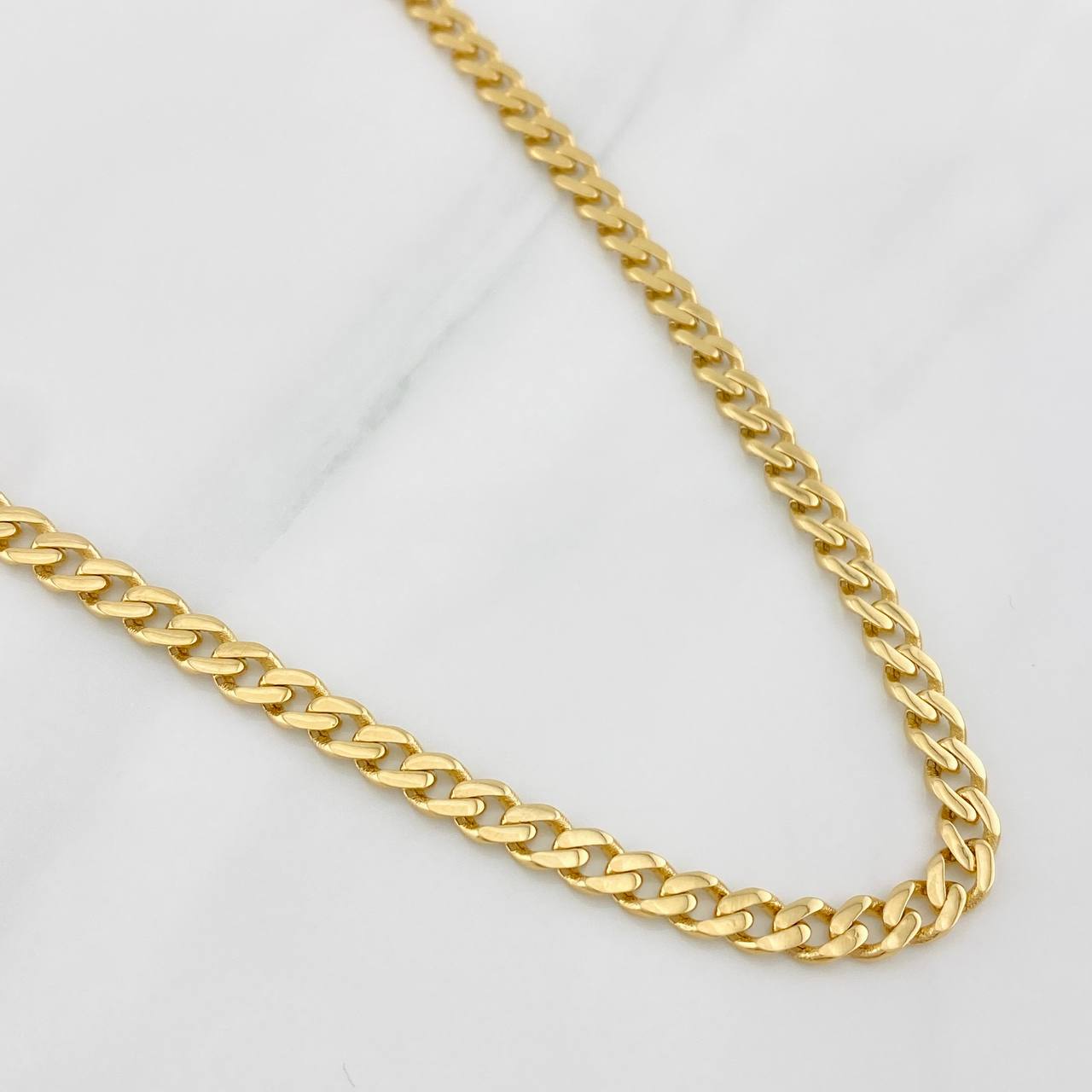 Cadena Cubana Infinito 16.6g / 24 in / 4.71mm Oro Amarillo 18K