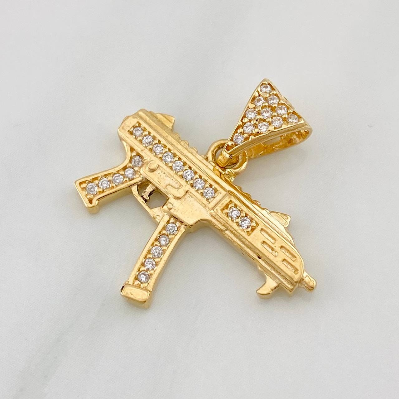 Dije Mini Uzi 2.45g / 3/4 in Oro Amarillo 18K
