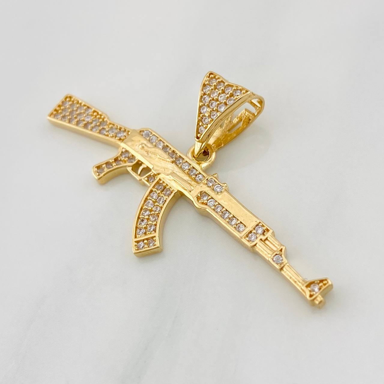 Dije Fusil 3.5g / 3/4 in Oro Amarillo 18K