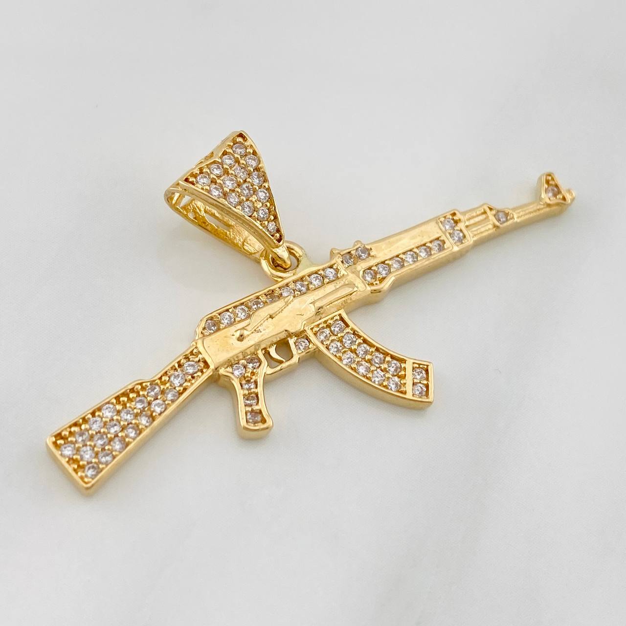Dije Fusil 3.5g / 3/4 in Oro Amarillo 18K
