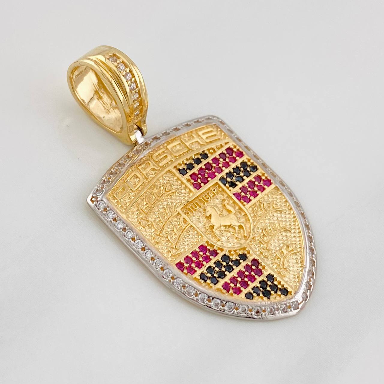 Pendant Plaque Car 6.45g / 1 1/2 in Two Golds Yellow White 18K