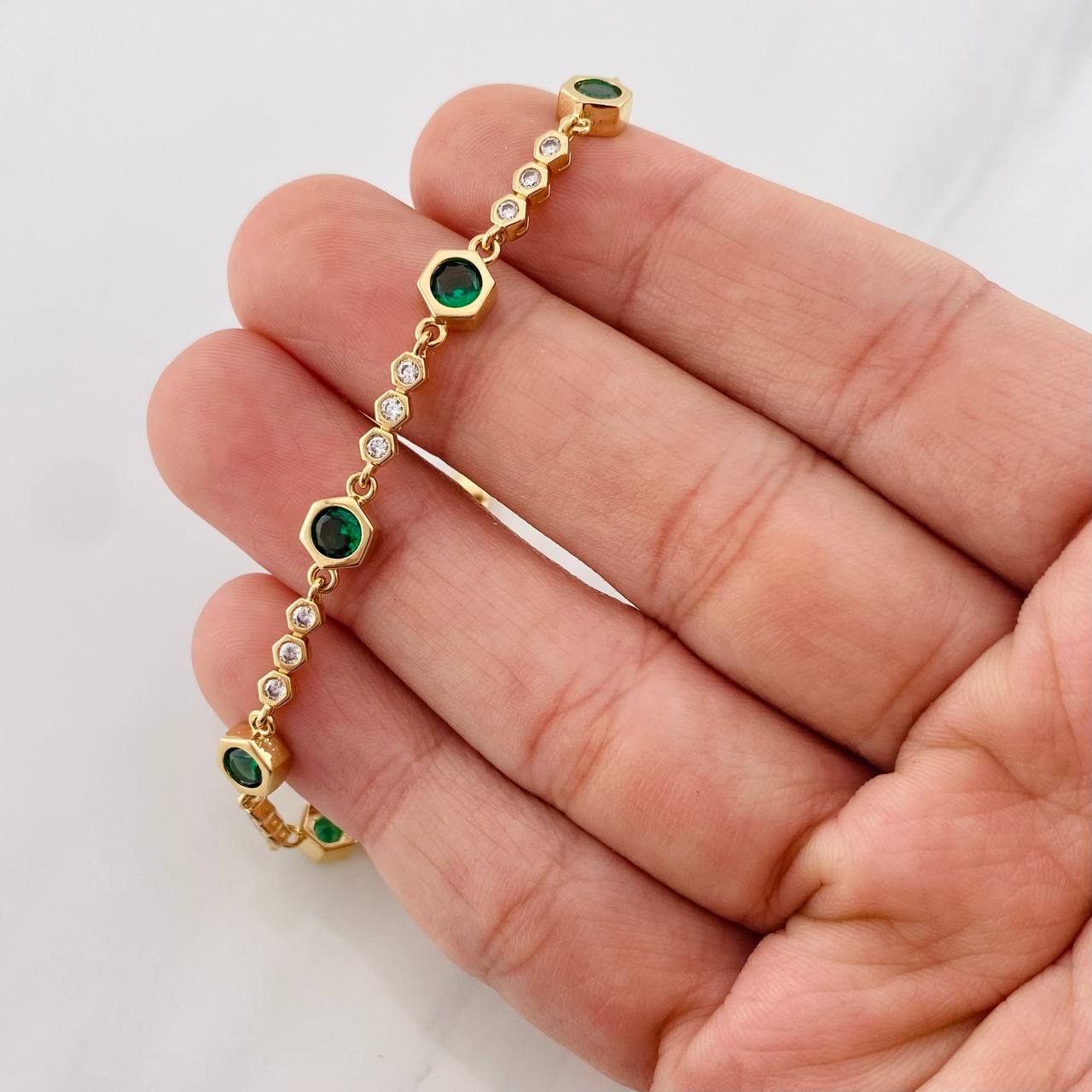 Halo Tuerca Bracelet 8.7g / 7 in / 2.86mm 18K Yellow Gold