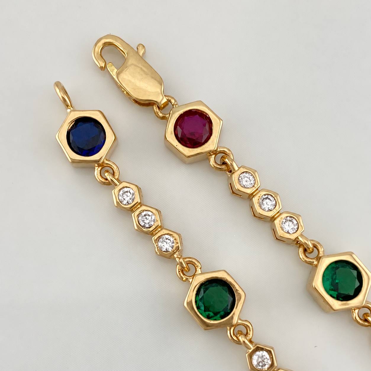 Halo Tuerca Bracelet 9.1g / 7 in / 2.89mm 18K Yellow Gold
