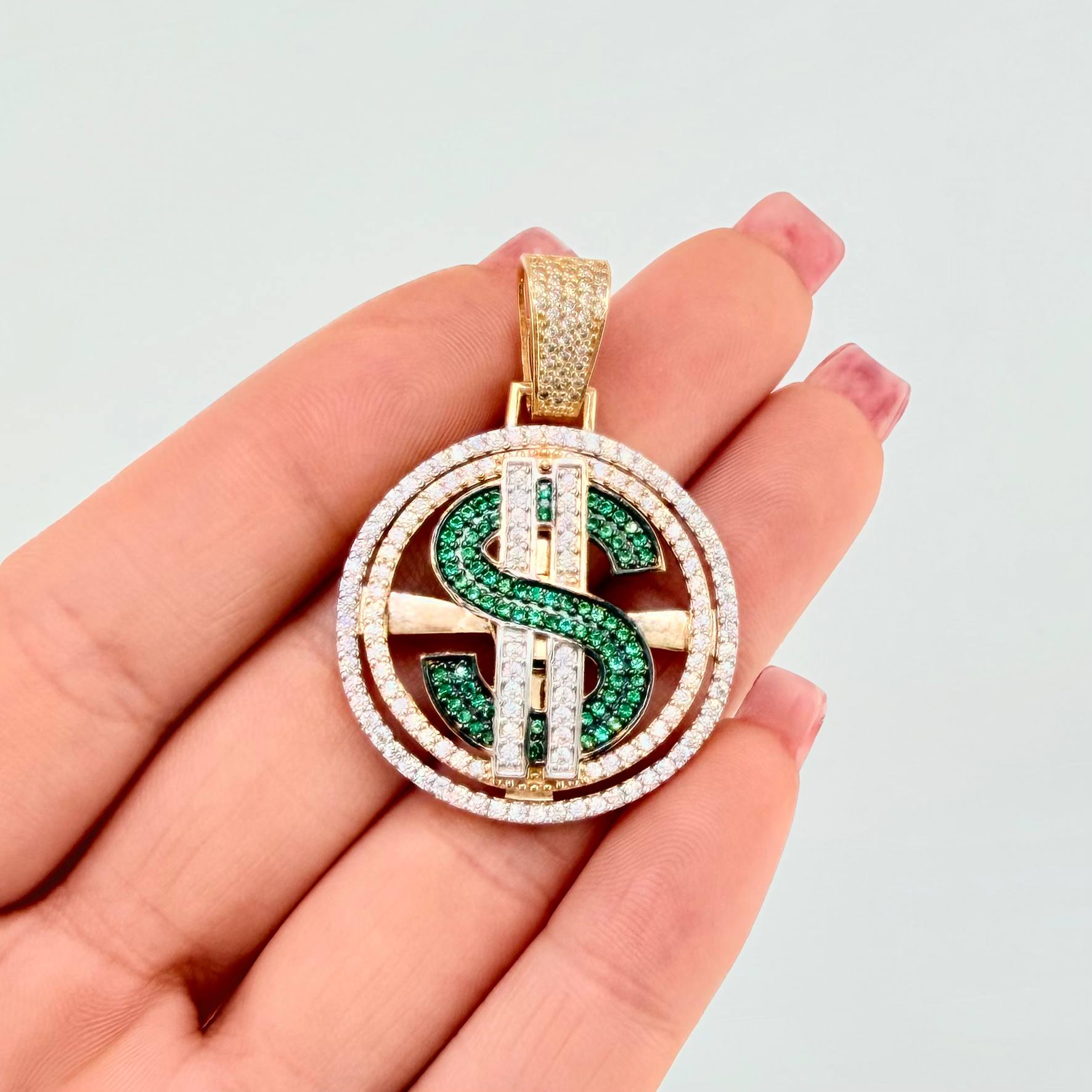 Dije Silueta Signo Dolar Movil 12.95gr / 1 3/4 in / Oro Amarillo 18K *