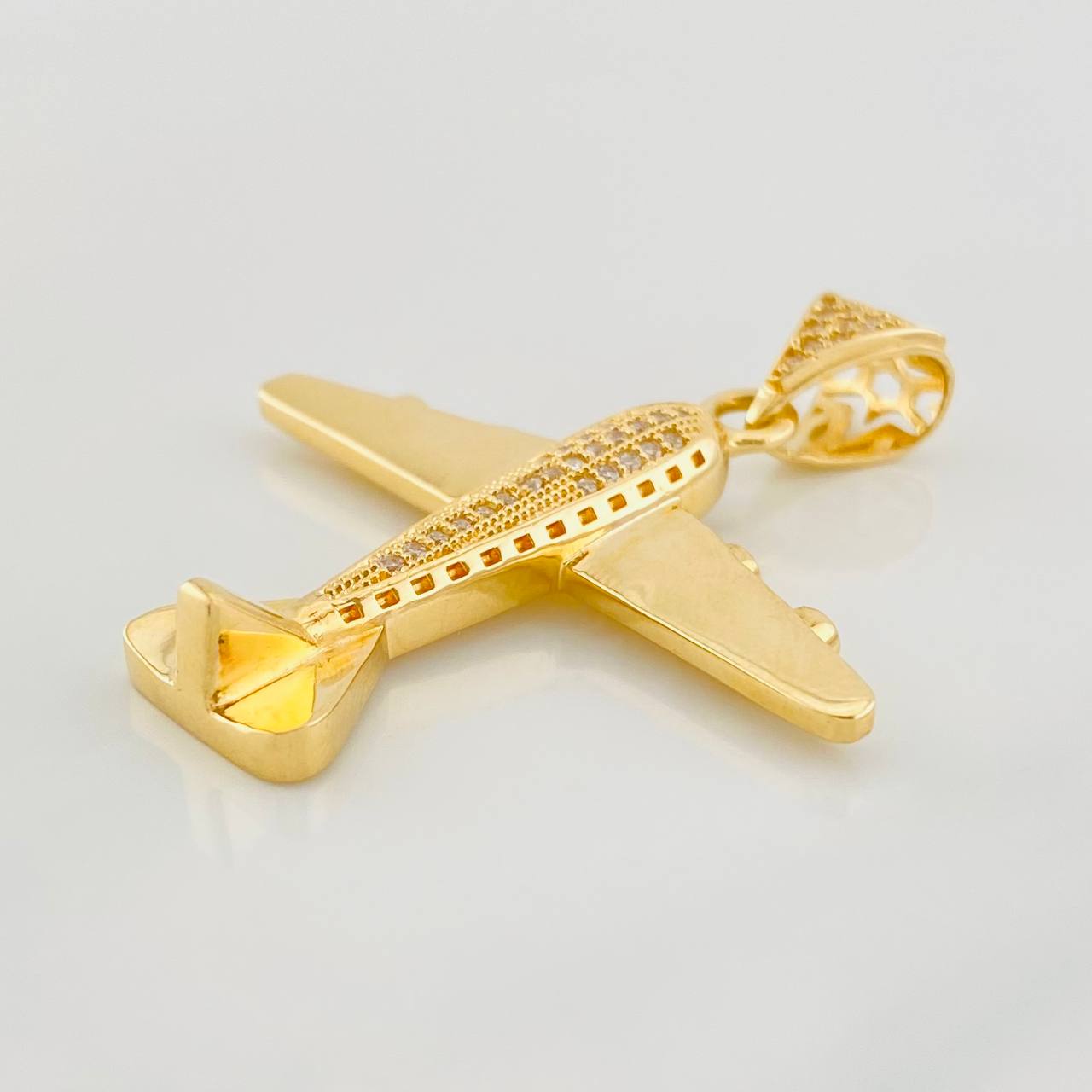 Dije Avión 5.65g / 1 1/2 in Oro Amarillo 18K