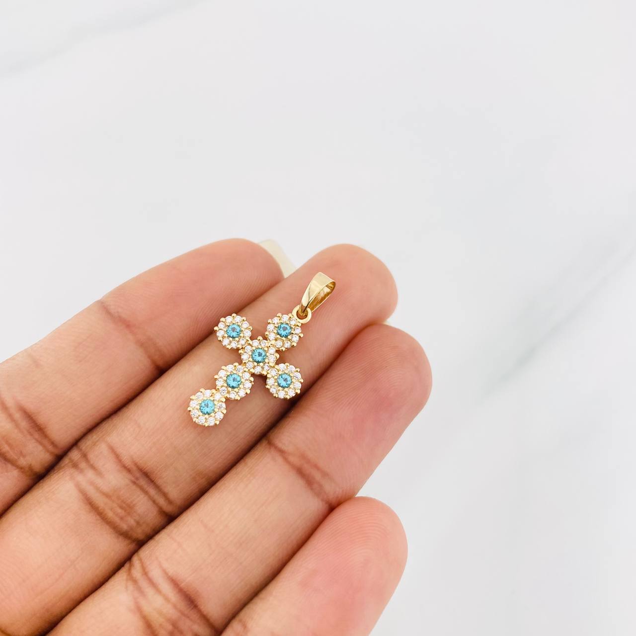 Dije Cruz Tupida 1.35g / 1 in Oro Amarillo 18K