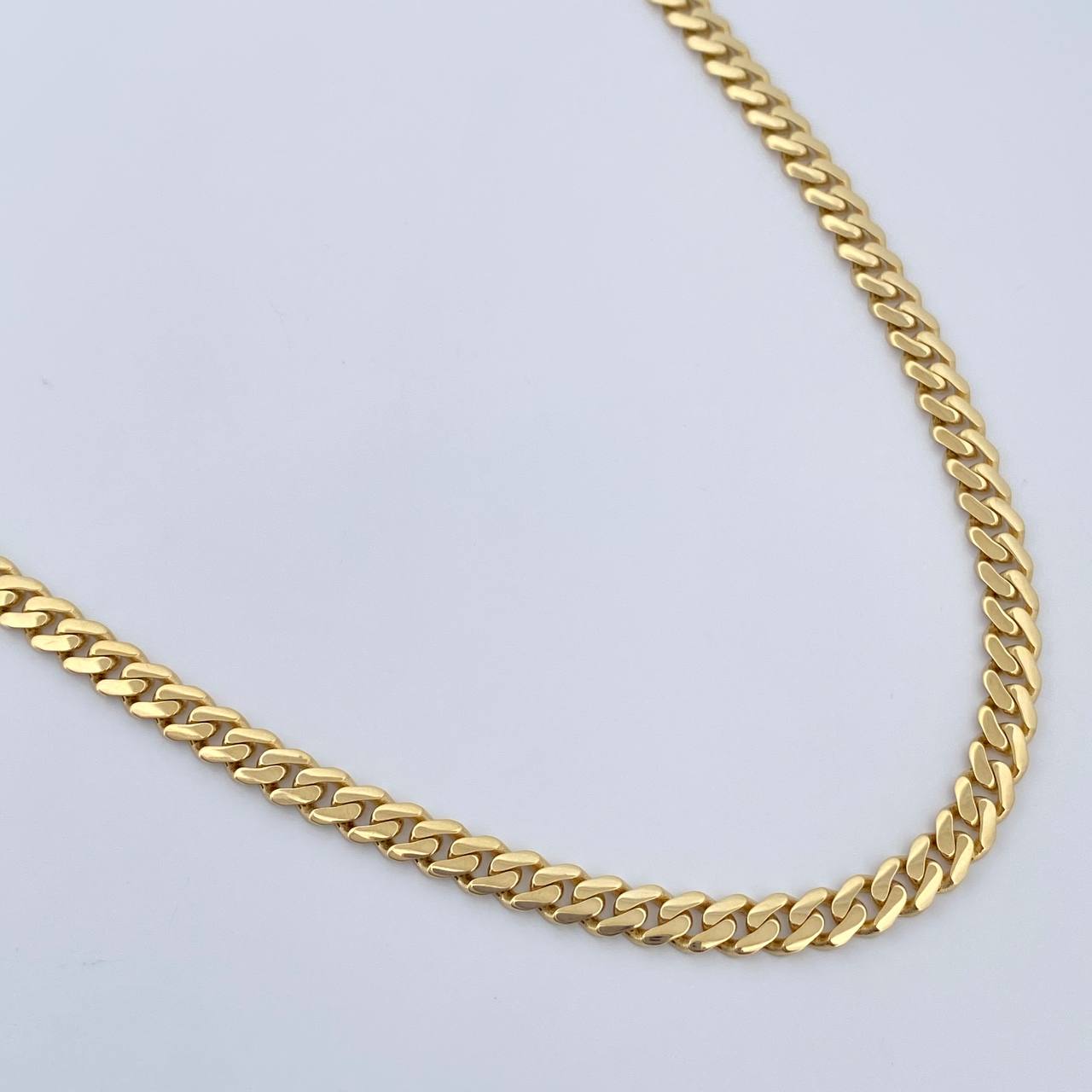 Cadena Cubana Infinito 19.2gr / 23 1/2 in / Oro Amarillo +4 18K $