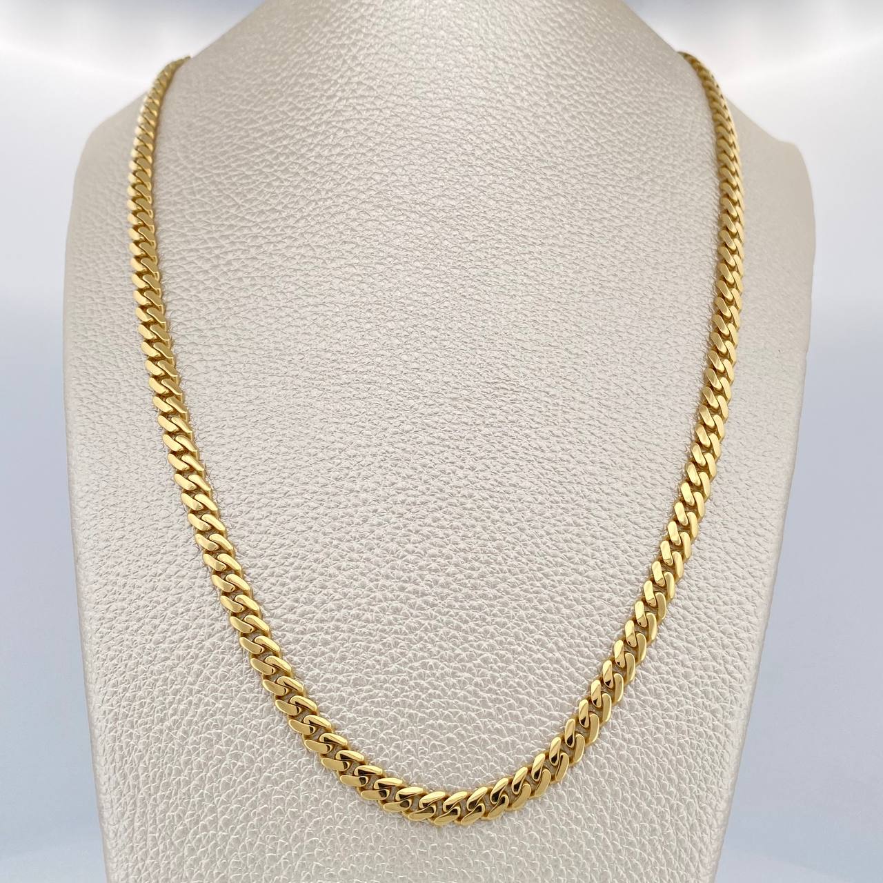 Cadena Cubana Infinito 19.6gr / 24 in / Oro Amarillo +4 18K $