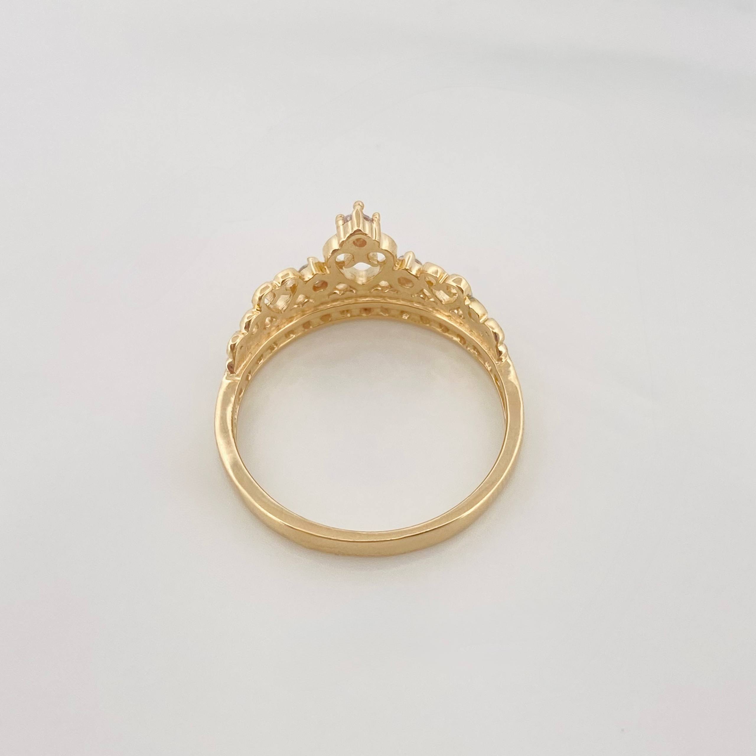Anillo Corona Corazones 2.8g / T7 Dos Oros Amarillo Blanco 18K